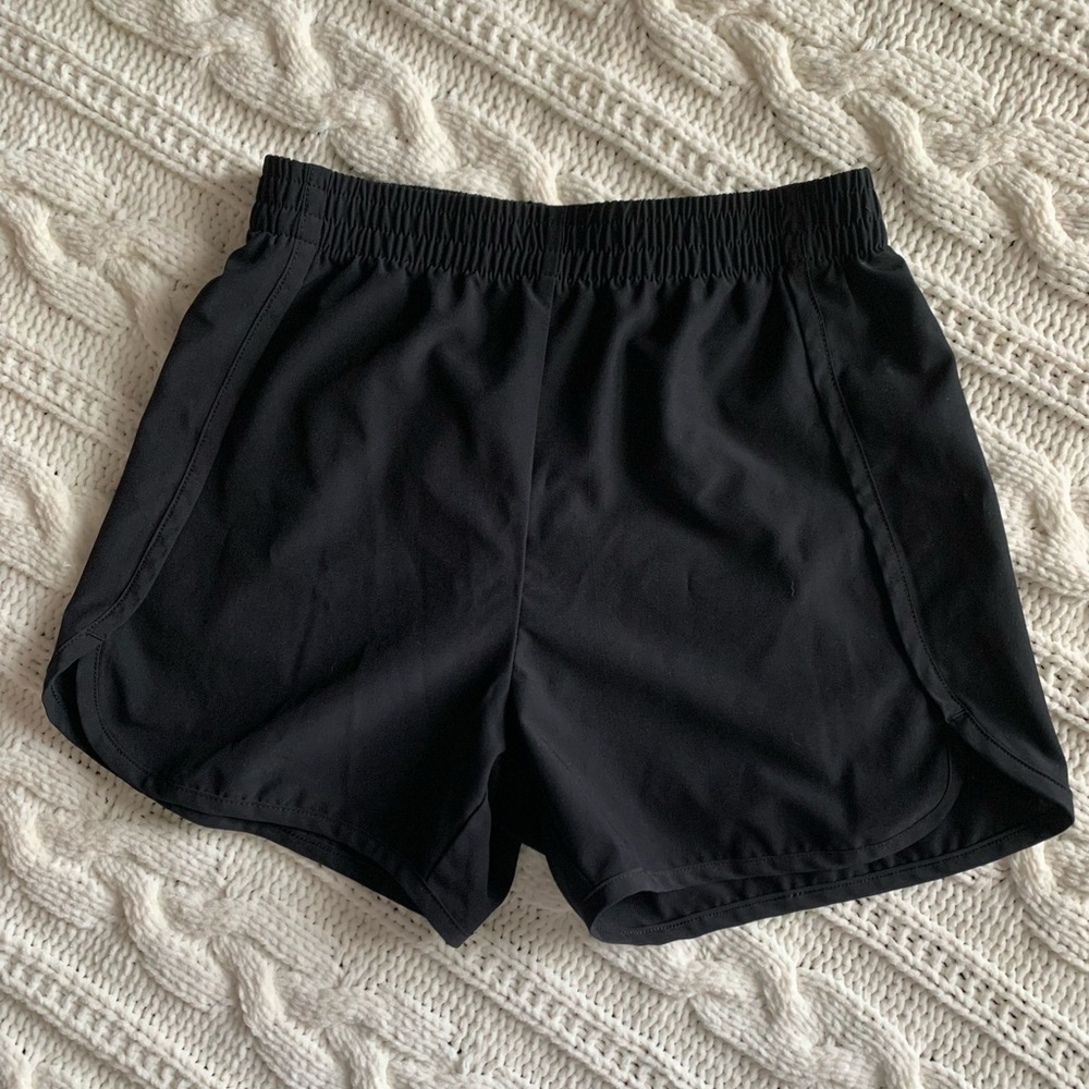 Lands End girls black active shorts size L (10-12)